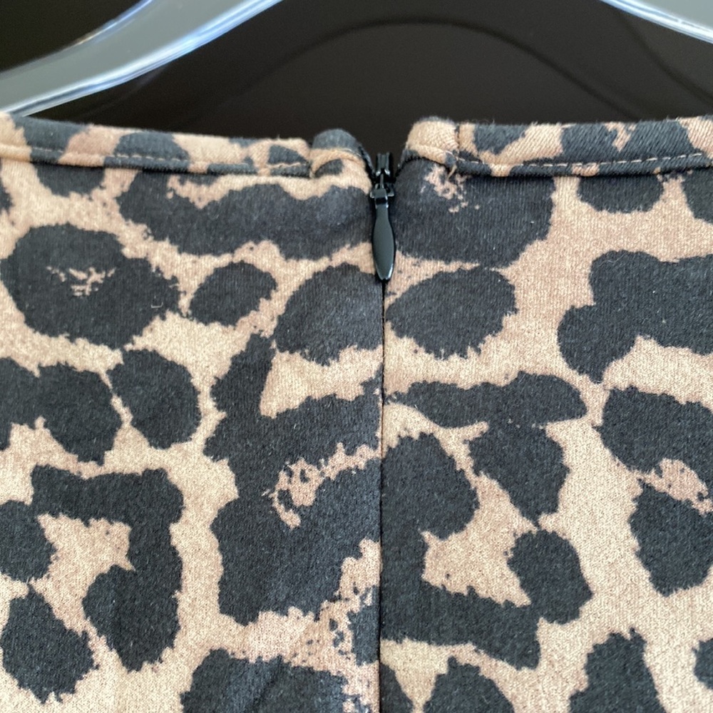 Zara Ruched Leopard Dress - Picture 6 of 6